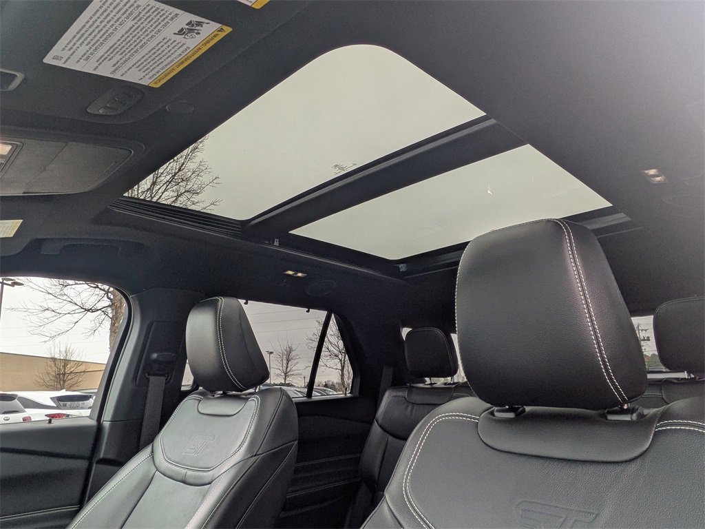 Used 2023 Ford Explorer ST w/ Equipment Group 401A image 20