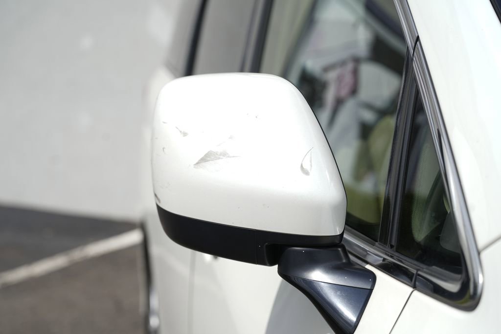 Used 2016 Nissan Quest SV FWD image 11