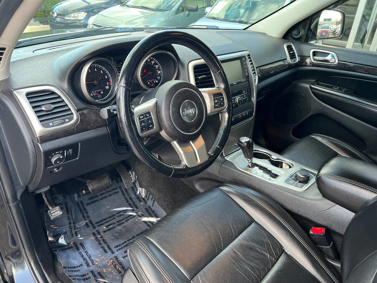 Used 2011 Jeep Grand Cherokee Laredo AWD/4WD image 17