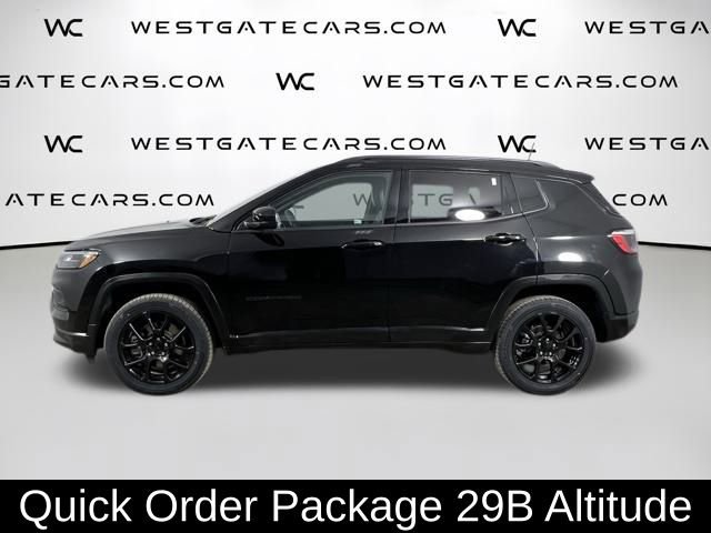 Used 2023 Jeep Compass Altitude image 5