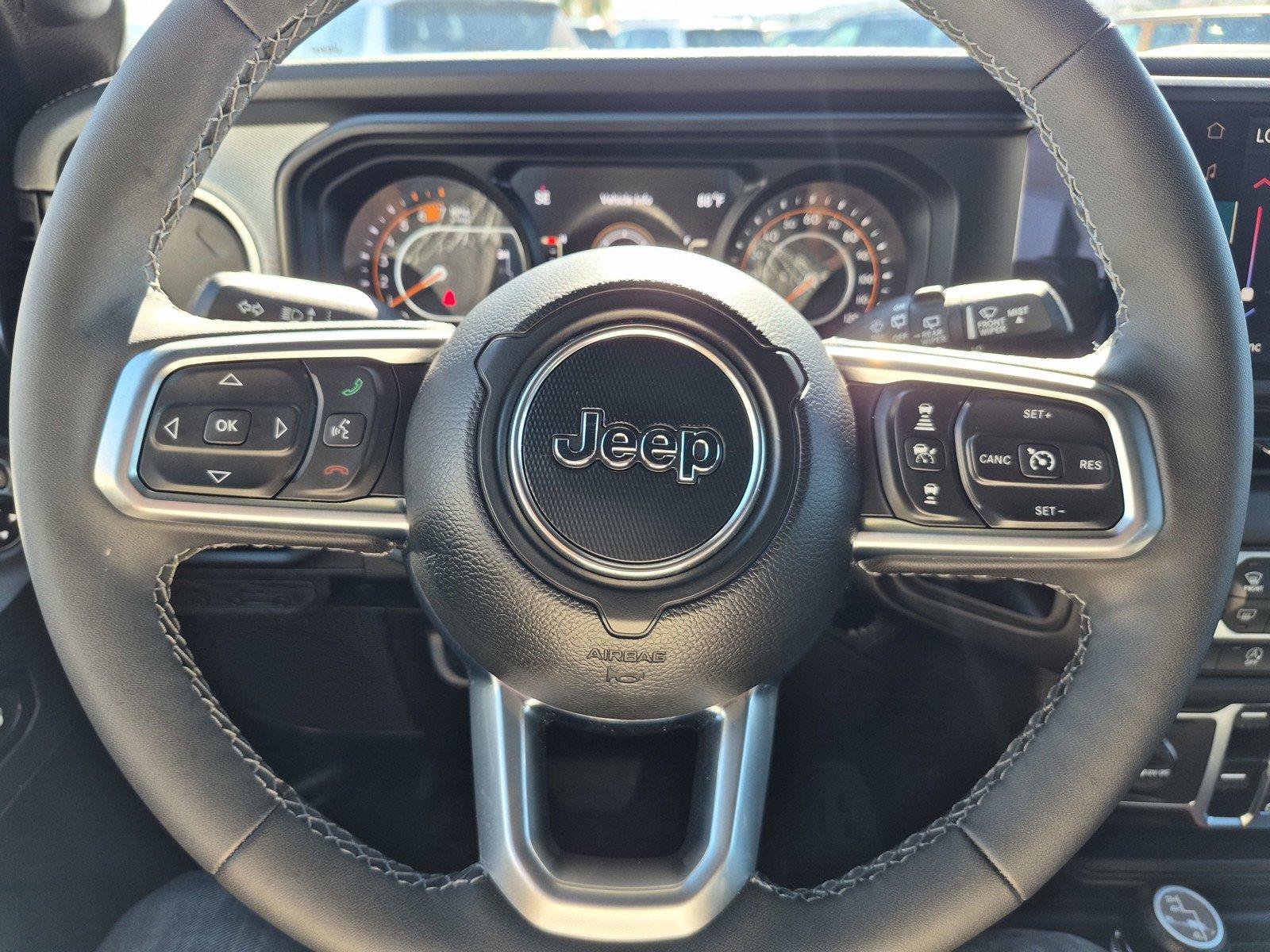 Certified 2026 Jeep Wrangler Unlimited Sahara AWD/4WD image 27