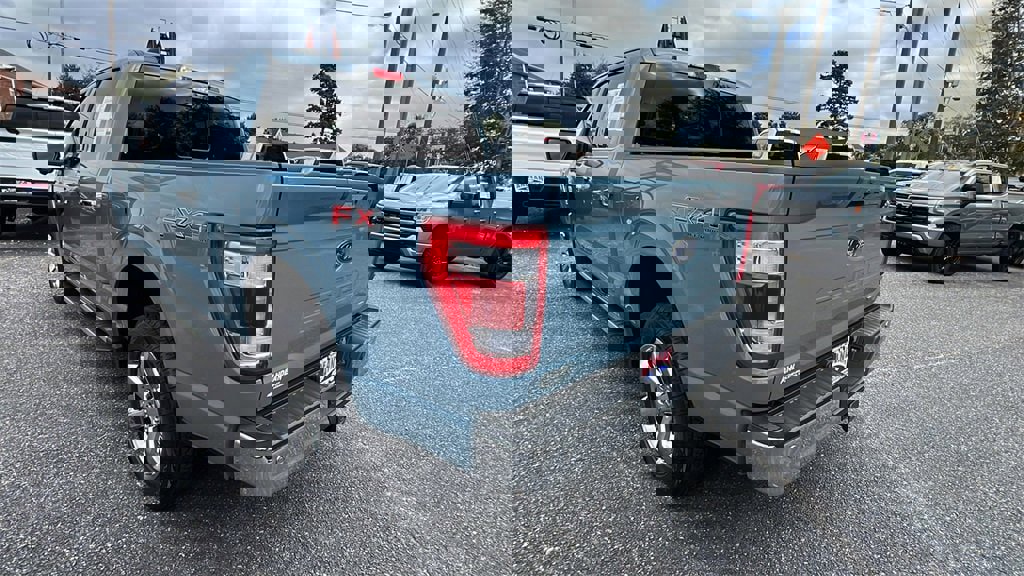 Used 2023 Ford F150 Lariat w/ Equipment Group 502A High image 7