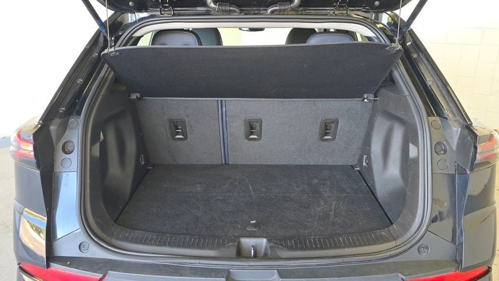 Certified 2022 Chevrolet Bolt EUV LT w/ Convenience Package image 17