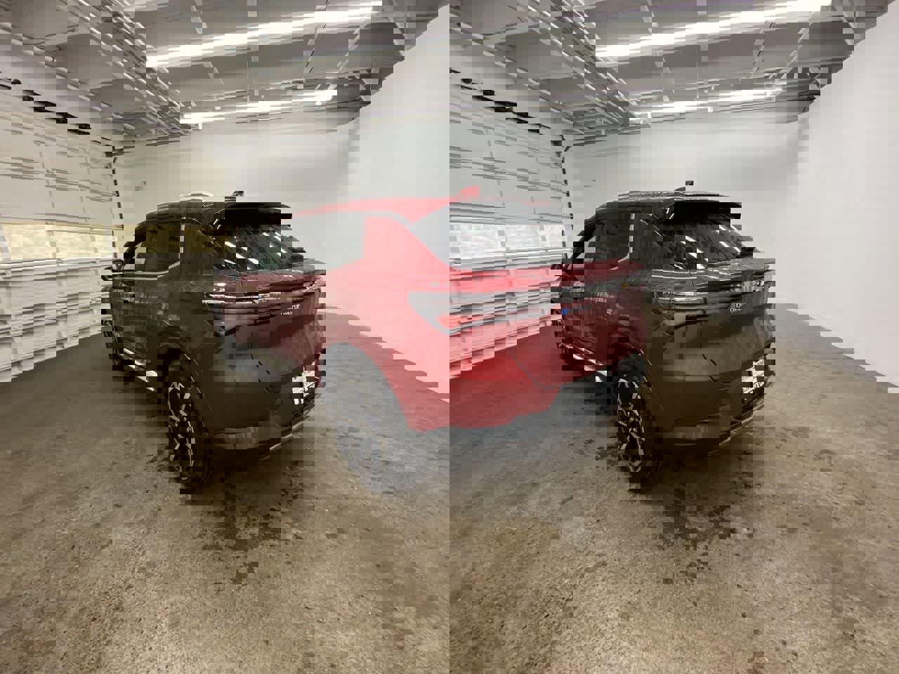 Used 2025 Chevrolet Equinox EV LT w/ Convenience Package image 4