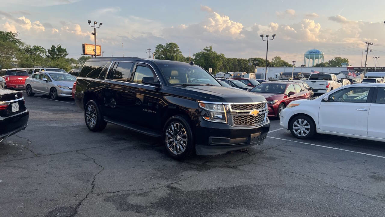 Used 2017 Chevrolet Suburban LS AWD/4WD image 9