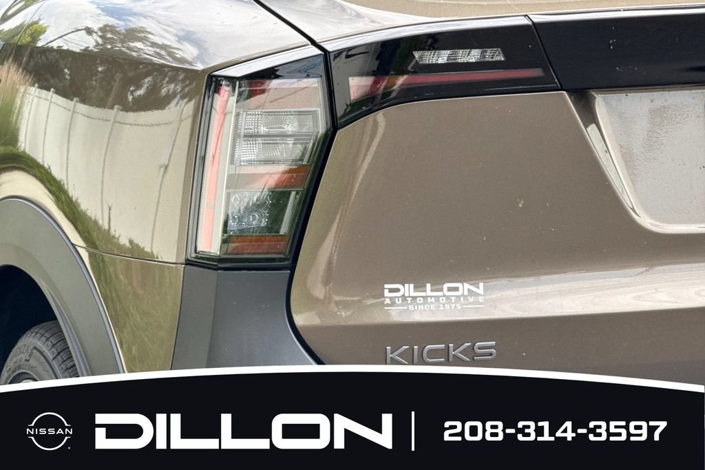 New 2026 Nissan Kicks SR AWD/4WD image 28