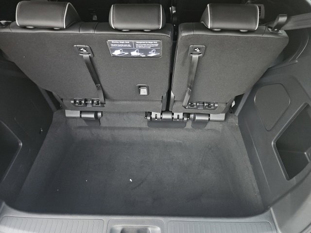 New 2026 Honda Odyssey Touring image 8