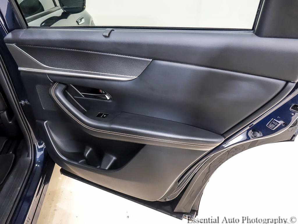 Used 2024 MAZDA CX-90 Plug-In Hybrid w/ Preferred AWD/4WD image 33