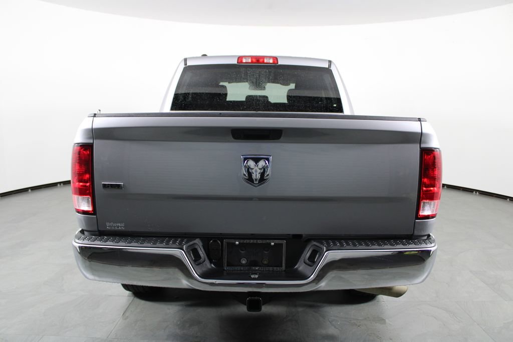 Used 2022 RAM 1500 Classic SLT image 12