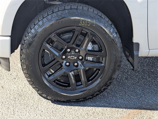 New 2026 Chevrolet Silverado 1500 Custom w/ Turbomax Blackout Package image 9
