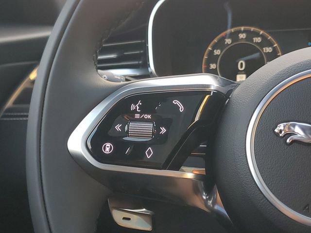 New 2026 Jaguar F-PACE R-Dynamic S image 28