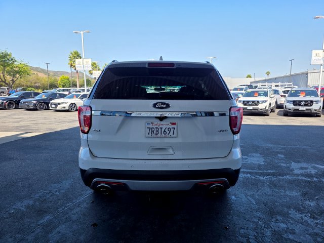 Used 2016 Ford Explorer XLT w/ Equipment Group 201A AWD/4WD image 11