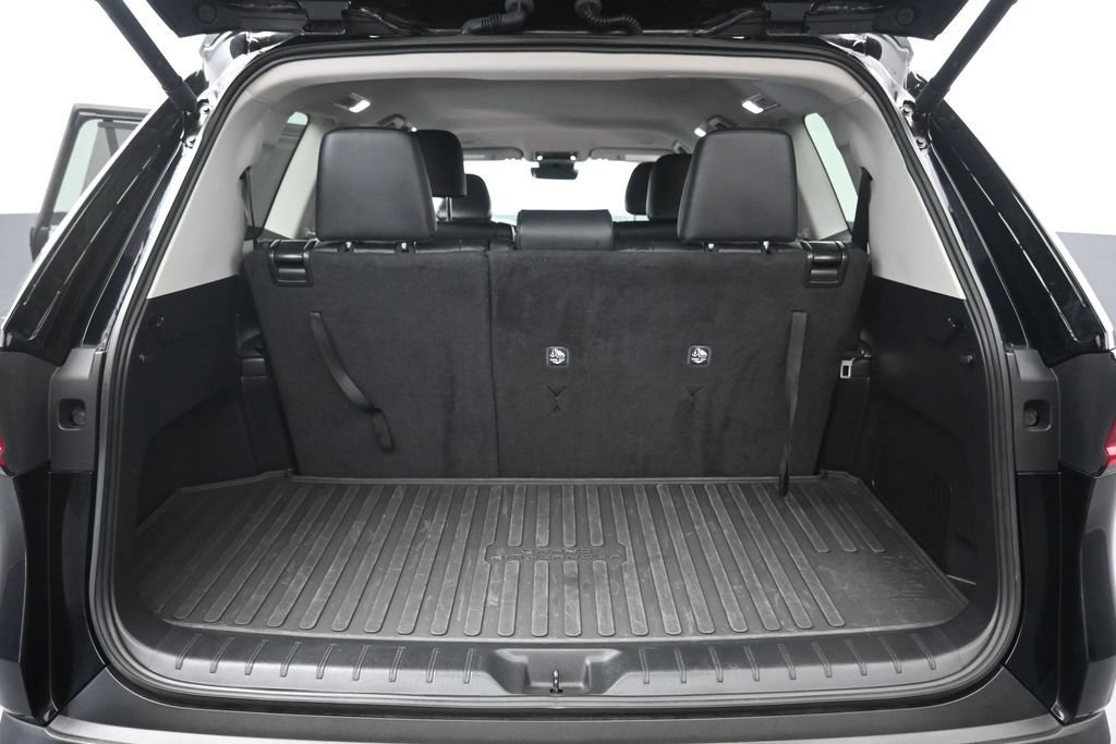 Used 2024 Toyota Grand Highlander AWD image 29