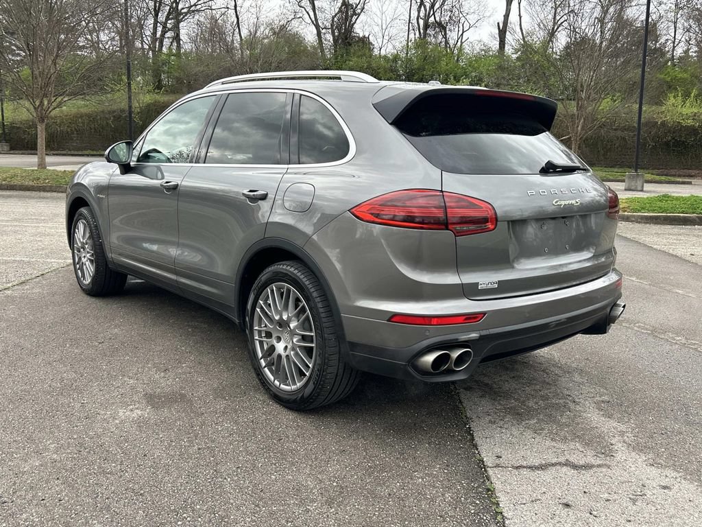Used 2018 Porsche Cayenne S w/ Premium Package Plus AWD/4WD image 5