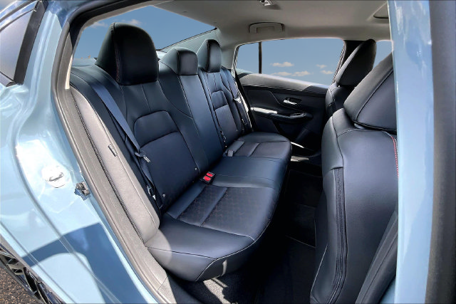New 2027 Nissan Sentra SR w/ SR Premium Package FWD image 9