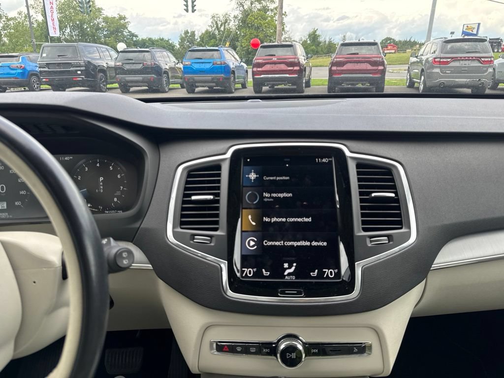 Used 2022 Volvo XC90 T5 Momentum AWD/4WD image 23
