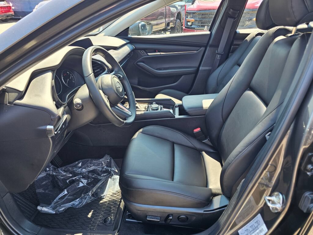 Used 2025 MAZDA MAZDA3 s FWD image 19