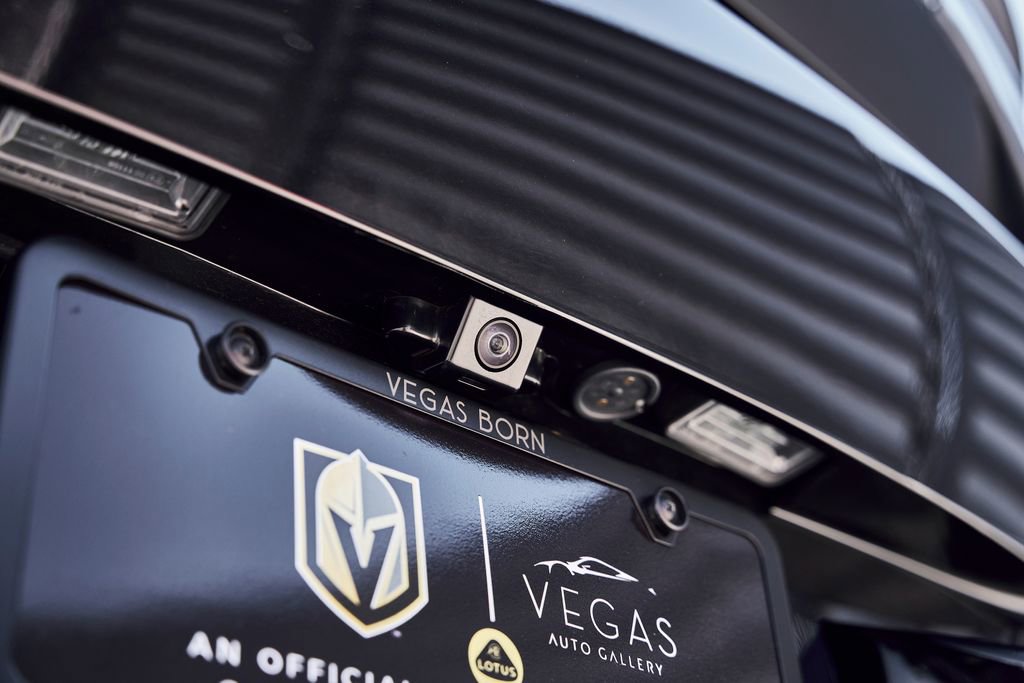 Used 2023 Aston Martin V12 Vantage RWD image 19