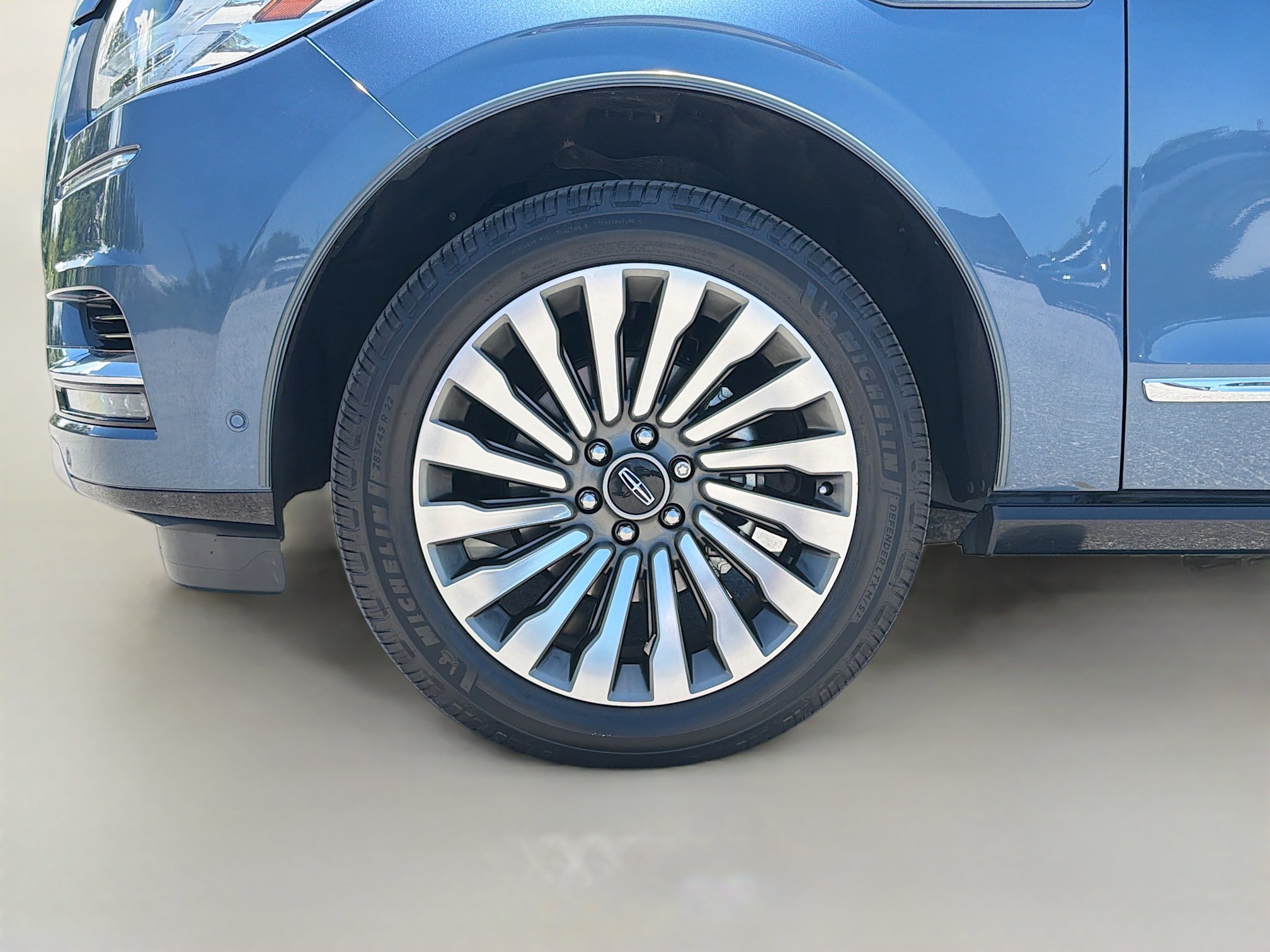 Used 2020 Lincoln Navigator Reserve w/ Luxury Package AWD/4WD image 45