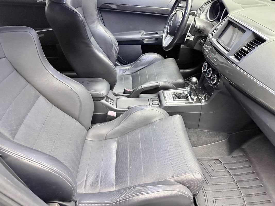 Used 2010 Mitsubishi Lancer Evolution MR AWD/4WD image 12