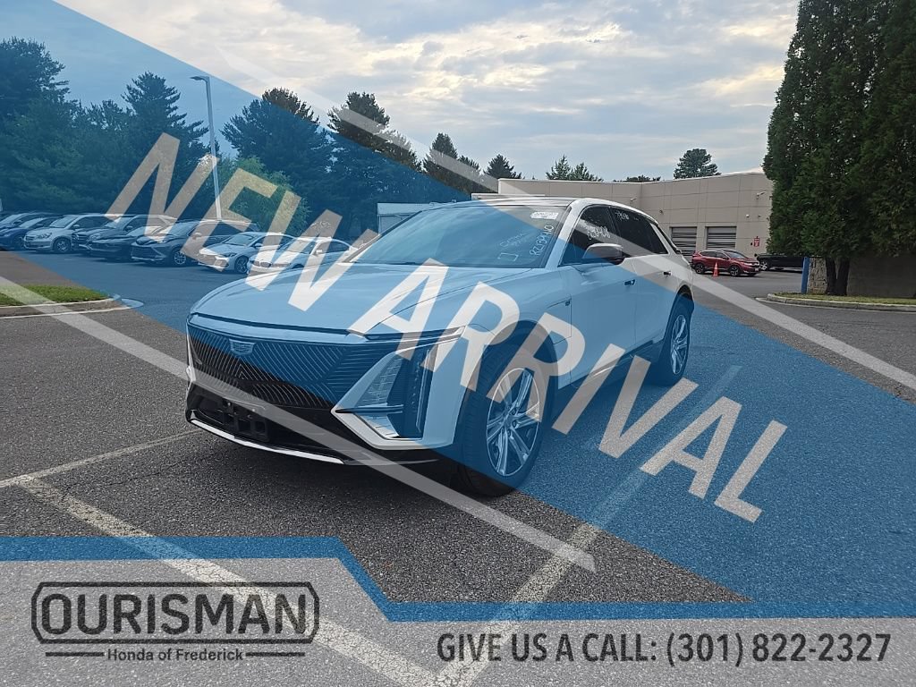 Used 2024 Cadillac Lyriq Tech AWD/4WD image 4