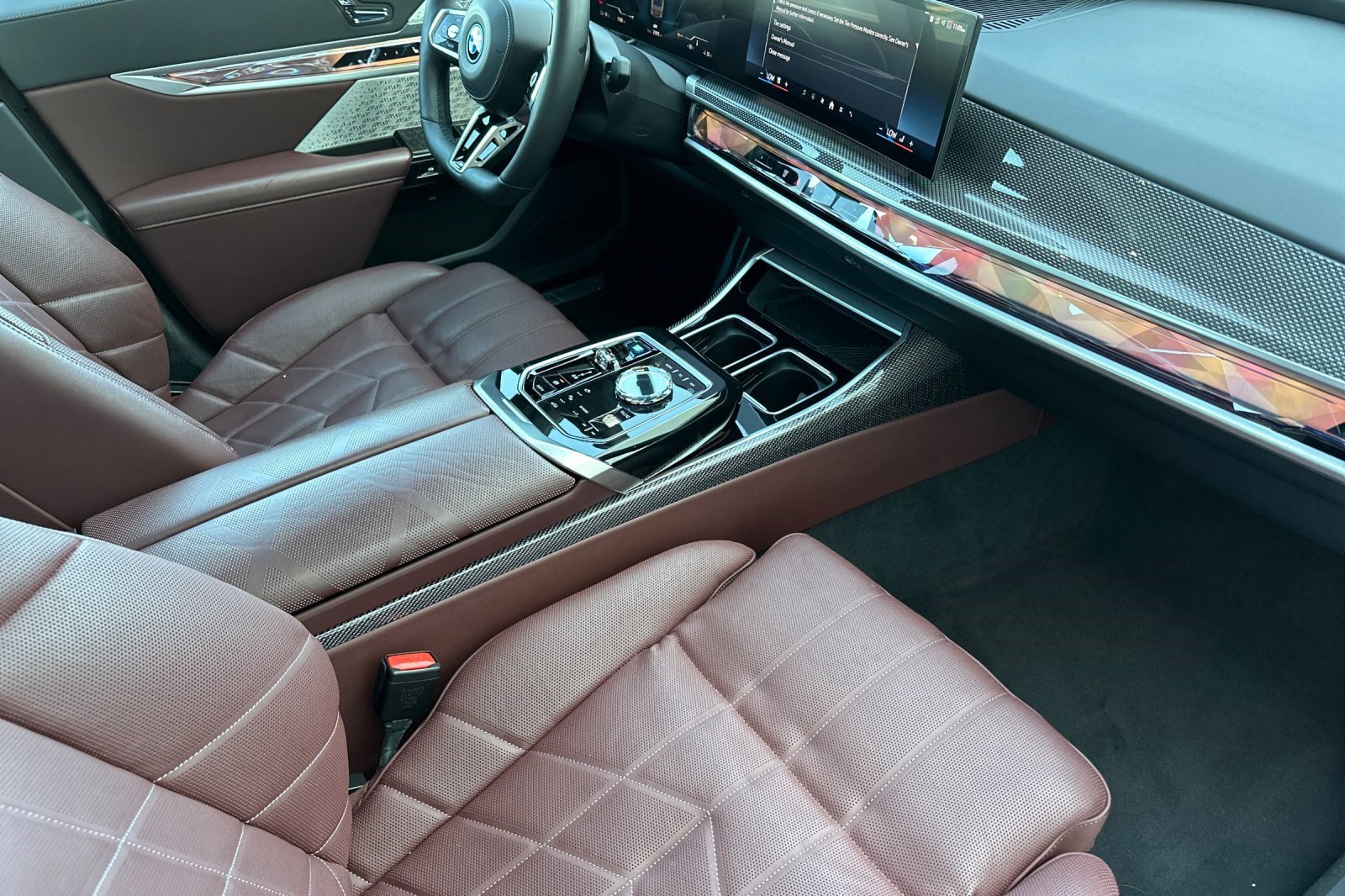 Certified 2023 BMW i7 xDrive60 AWD/4WD image 34