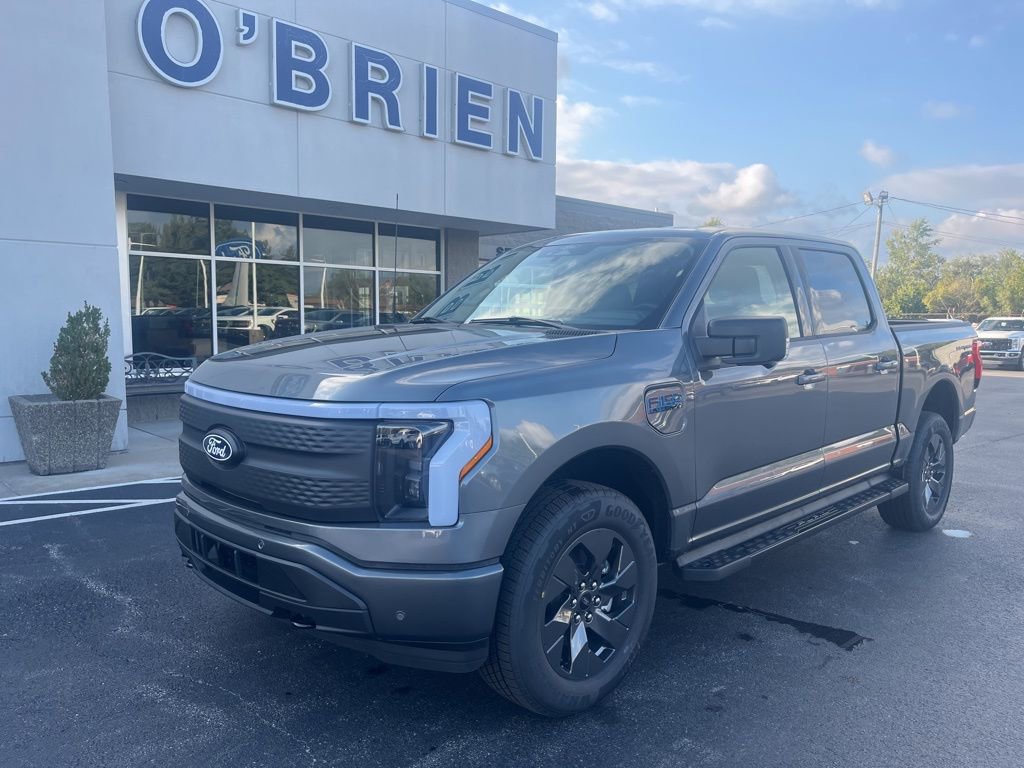 New 2025 Ford F150 Lightning Flash AWD/4WD image 1