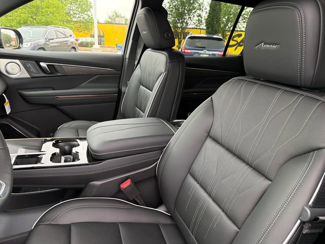 New 2026 Buick Enclave Avenir w/ Super Cruise Package AWD/4WD image 17