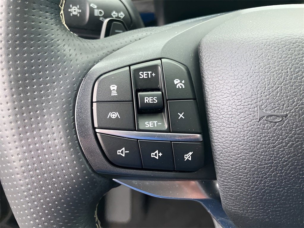 Used 2020 Ford Explorer ST w/ Premium Technology Package image 17