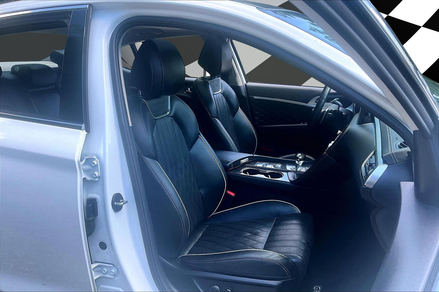 Used 2021 Genesis G70 2.0T w/ Prestige Package AWD/4WD image 7