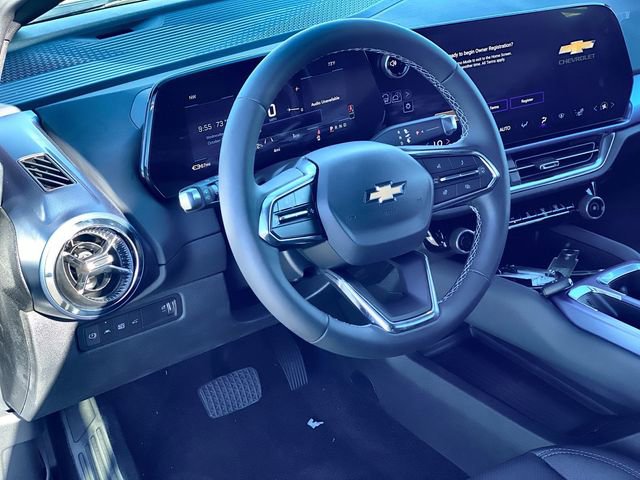 New 2026 Chevrolet Equinox EV LT image 18