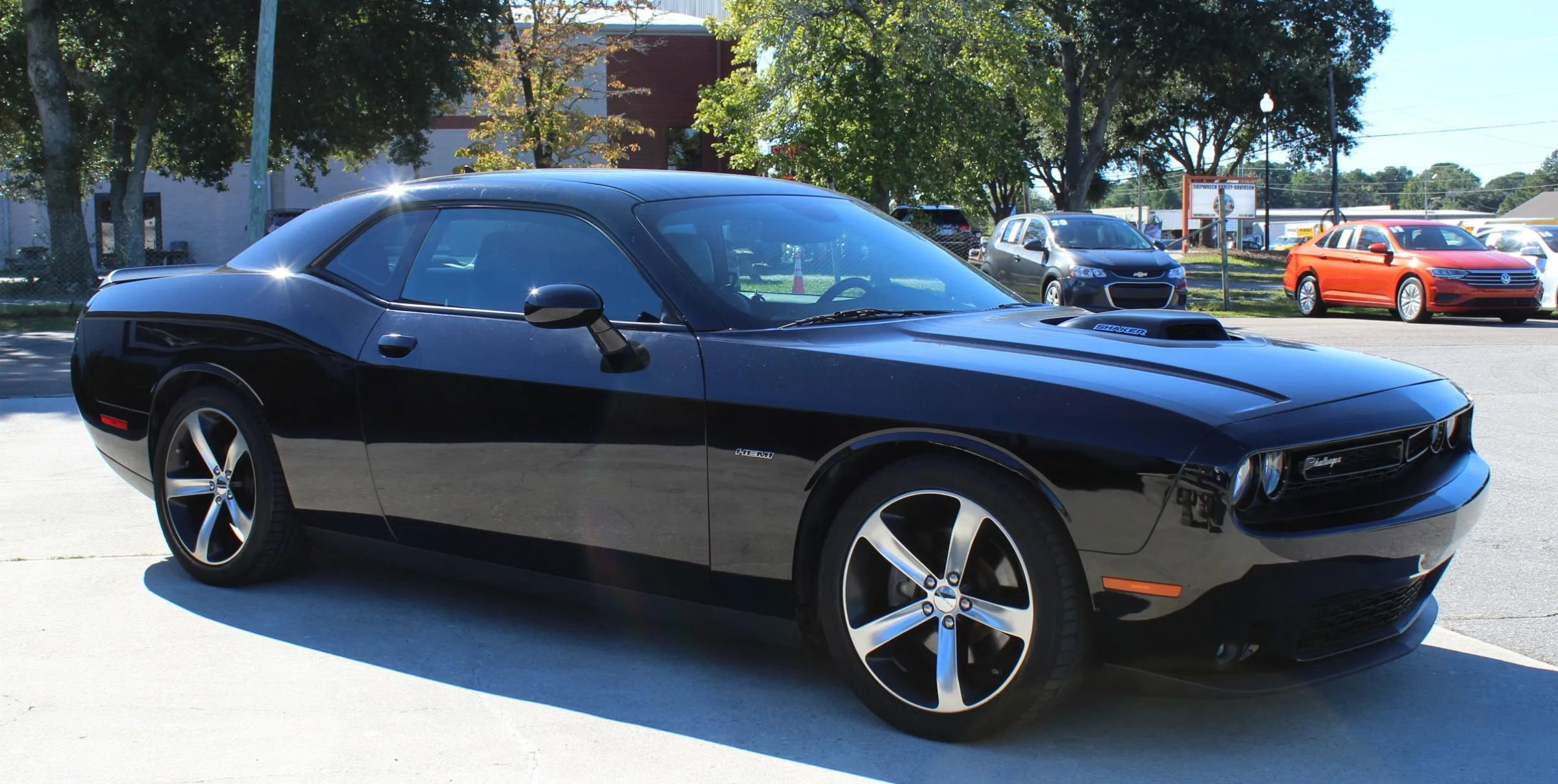 Used 2016 Dodge Challenger R/T Plus image 7