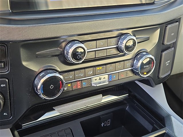 Used 2024 Ford F350 Limited image 16