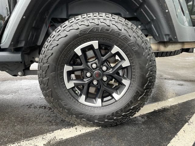 Used 2024 Jeep Gladiator Rubicon AWD/4WD image 34