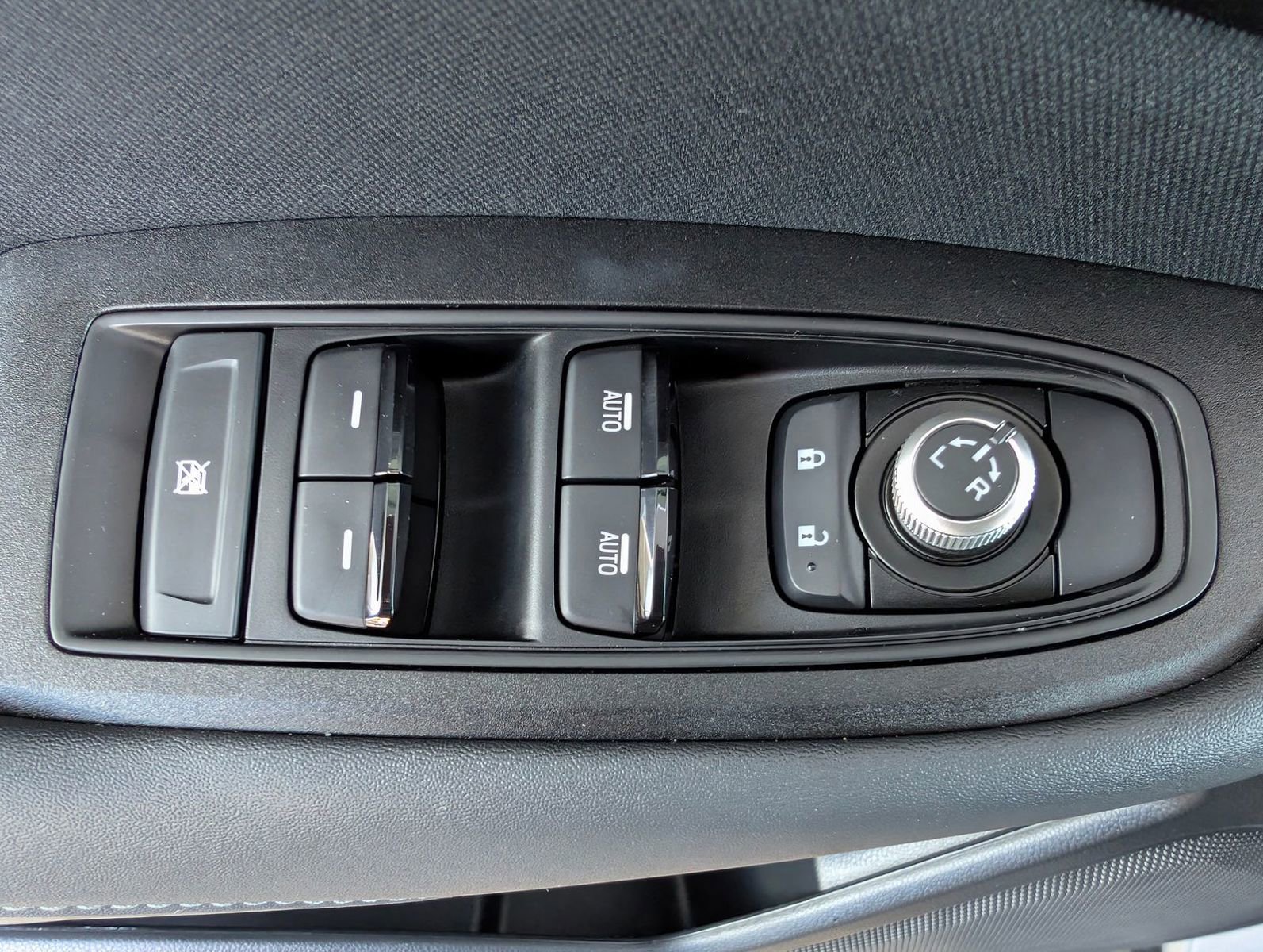 Used 2022 Subaru Outback Premium image 8