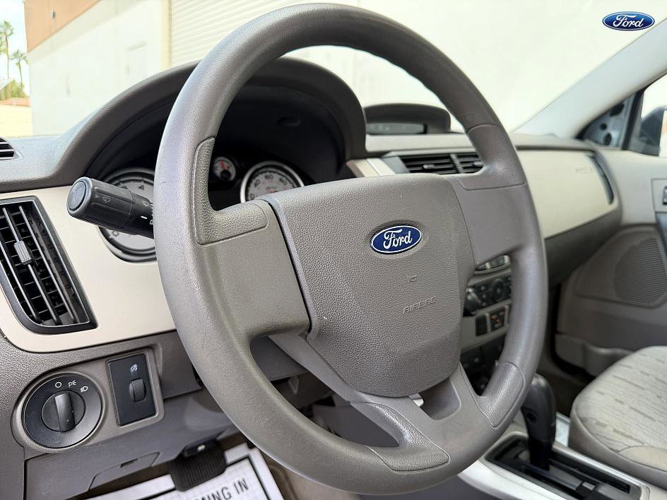 Used 2008 Ford Focus SE image 18