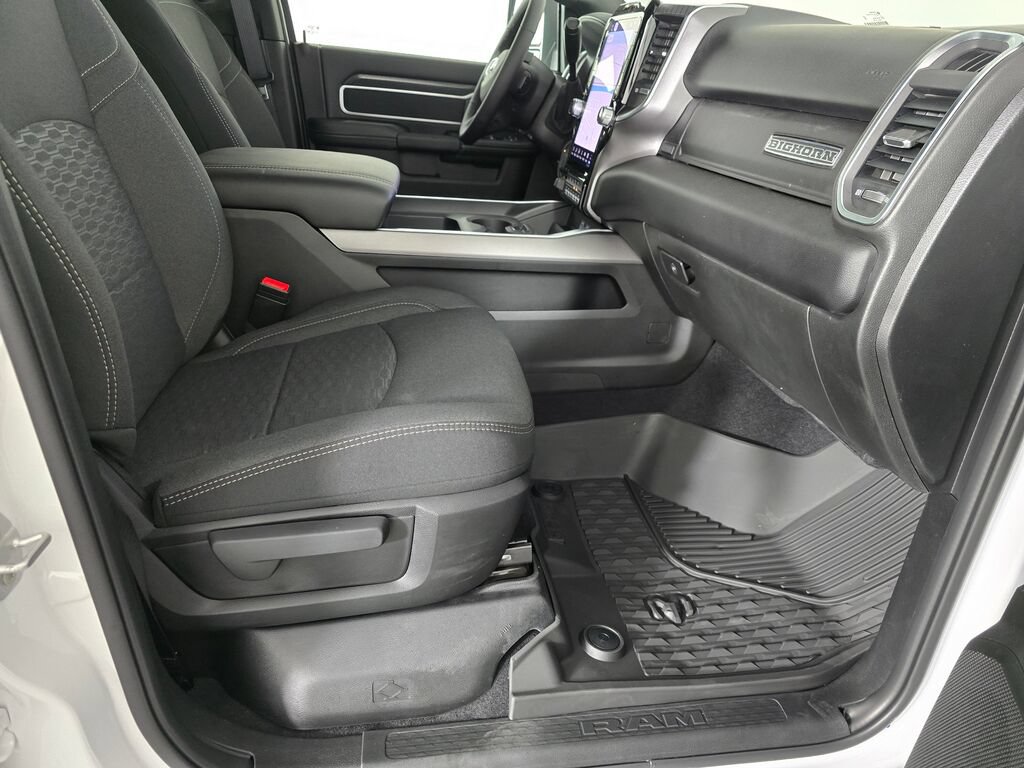 New 2026 RAM 3500 Big Horn AWD/4WD image 24