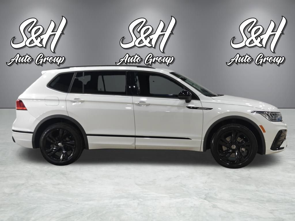 Used 2024 Volkswagen Tiguan SE R-Line image 24