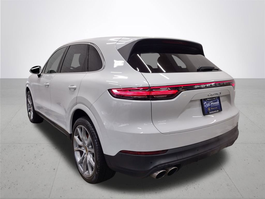 Used 2019 Porsche Cayenne S image 11