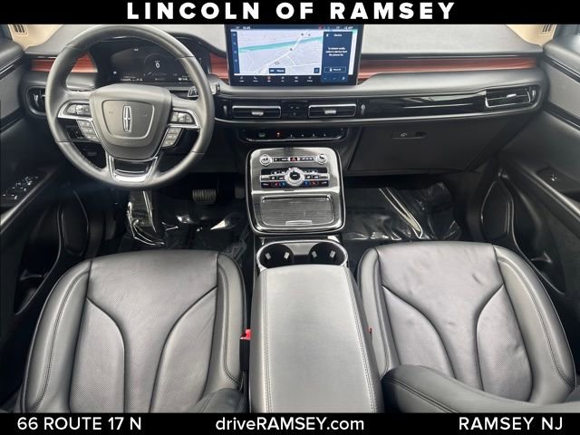 Used 2023 Lincoln Nautilus Reserve image 23