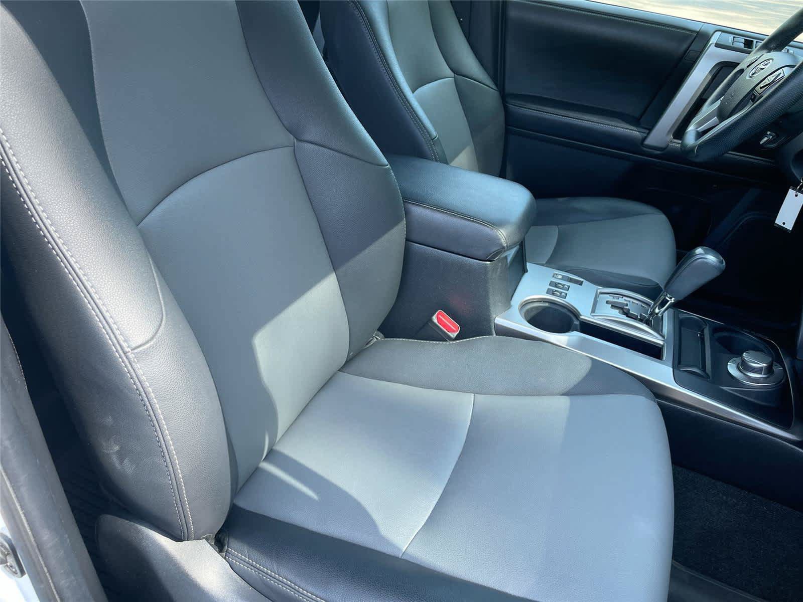 Used 2019 Toyota 4Runner SR5 Premium AWD/4WD image 18