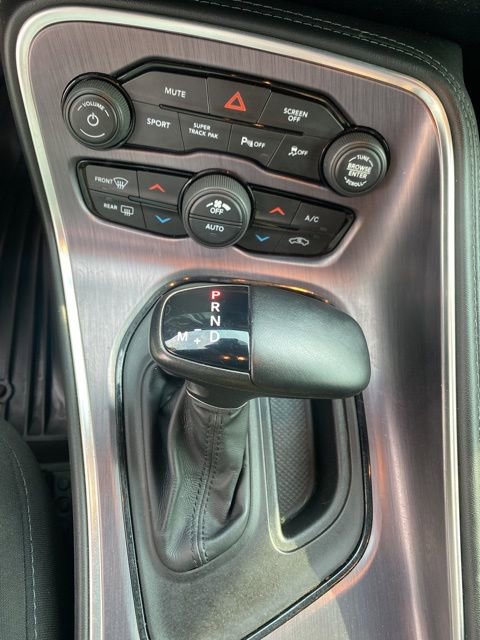 Used 2018 Dodge Challenger R/T Scat Pack RWD image 24