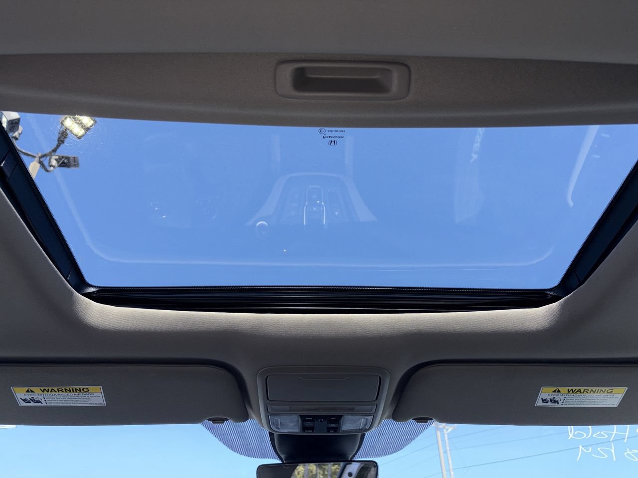 Used 2024 Honda Odyssey EX-L image 3