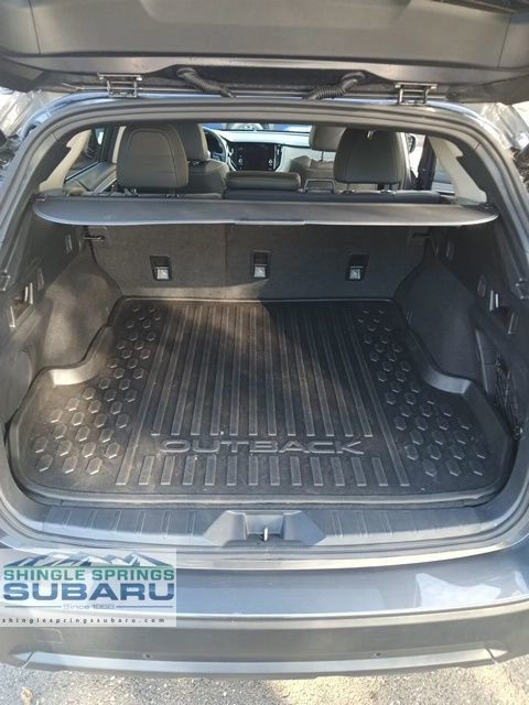 Certified 2025 Subaru Outback Onyx Edition AWD/4WD image 38