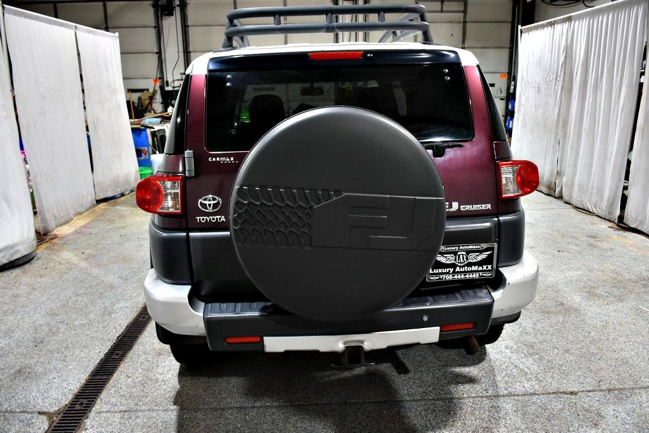 Used 2007 Toyota FJ Cruiser 2WD image 5