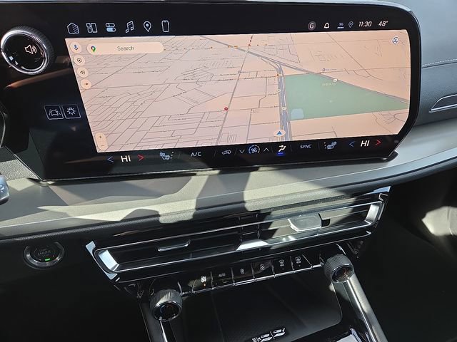 New 2026 Chevrolet Traverse LT w/ Driver Confidence Package image 11
