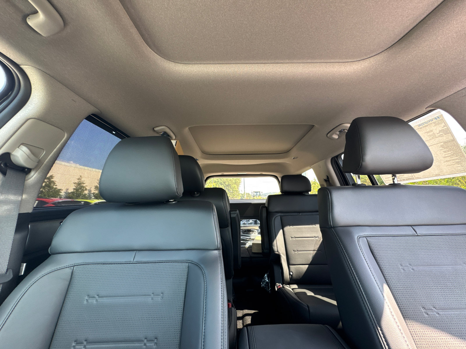 New 2027 Hyundai Santa Fe Limited FWD image 32