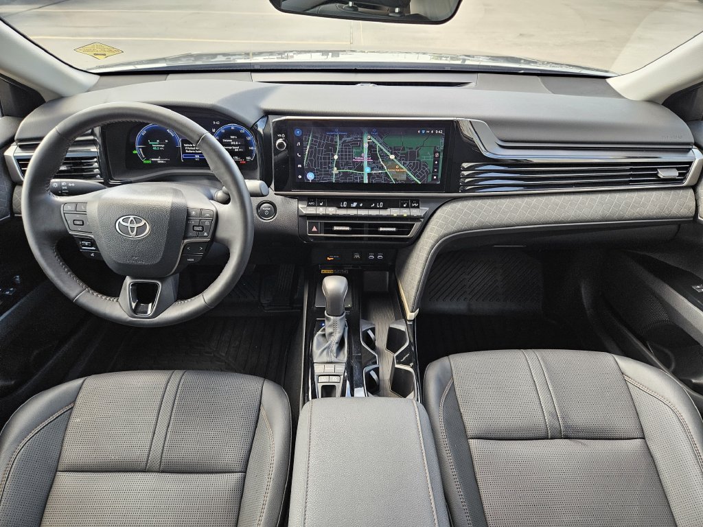 Used 2026 Toyota Camry XLE FWD image 10