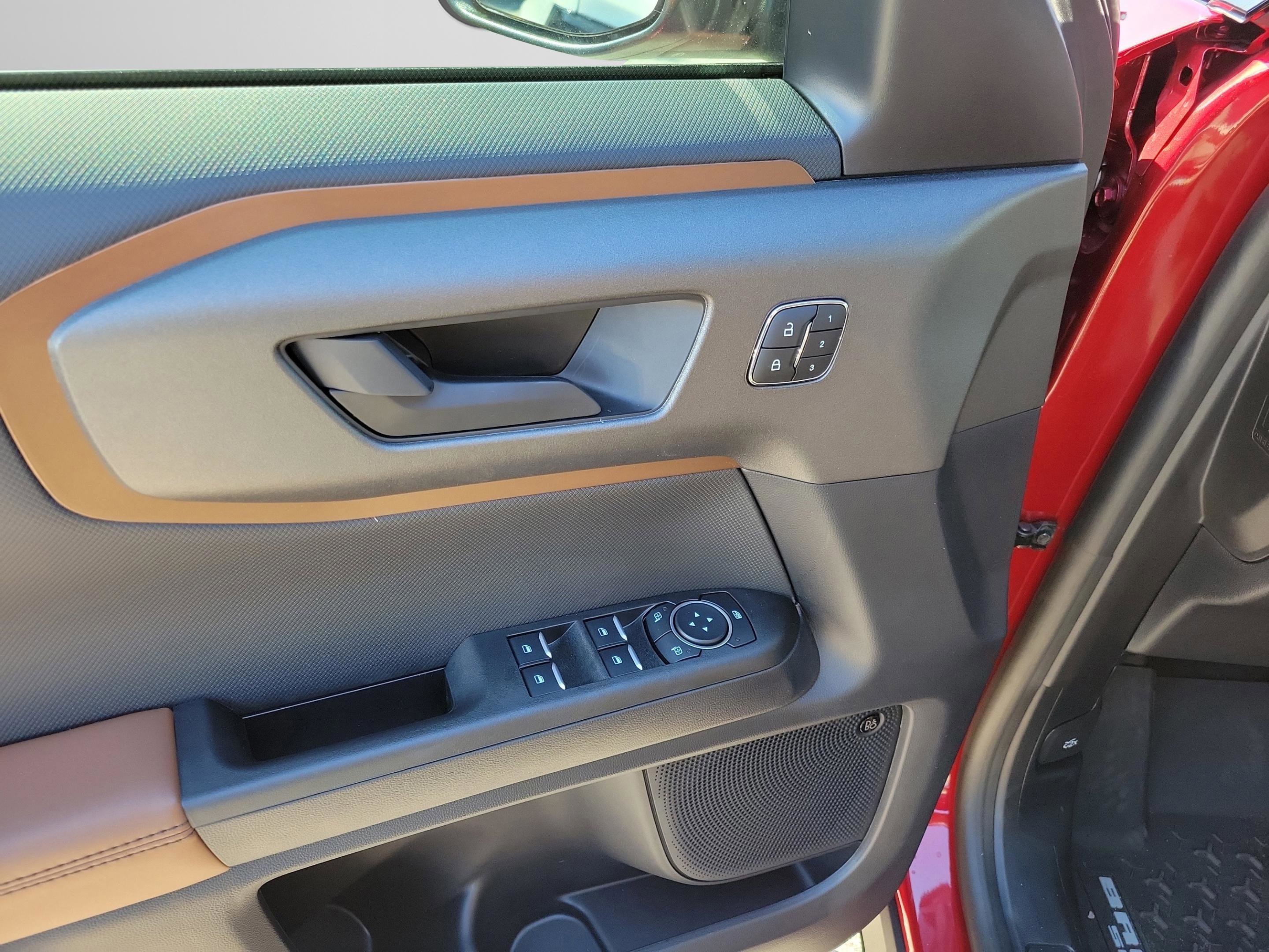 New 2025 Ford Bronco Sport Outer Banks w/ Sasquatch Outer Banks Package AWD/4WD image 7