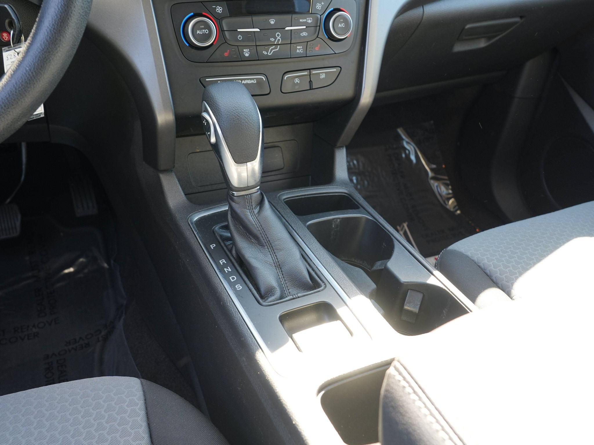 Used 2018 Ford Escape SE AWD/4WD image 25